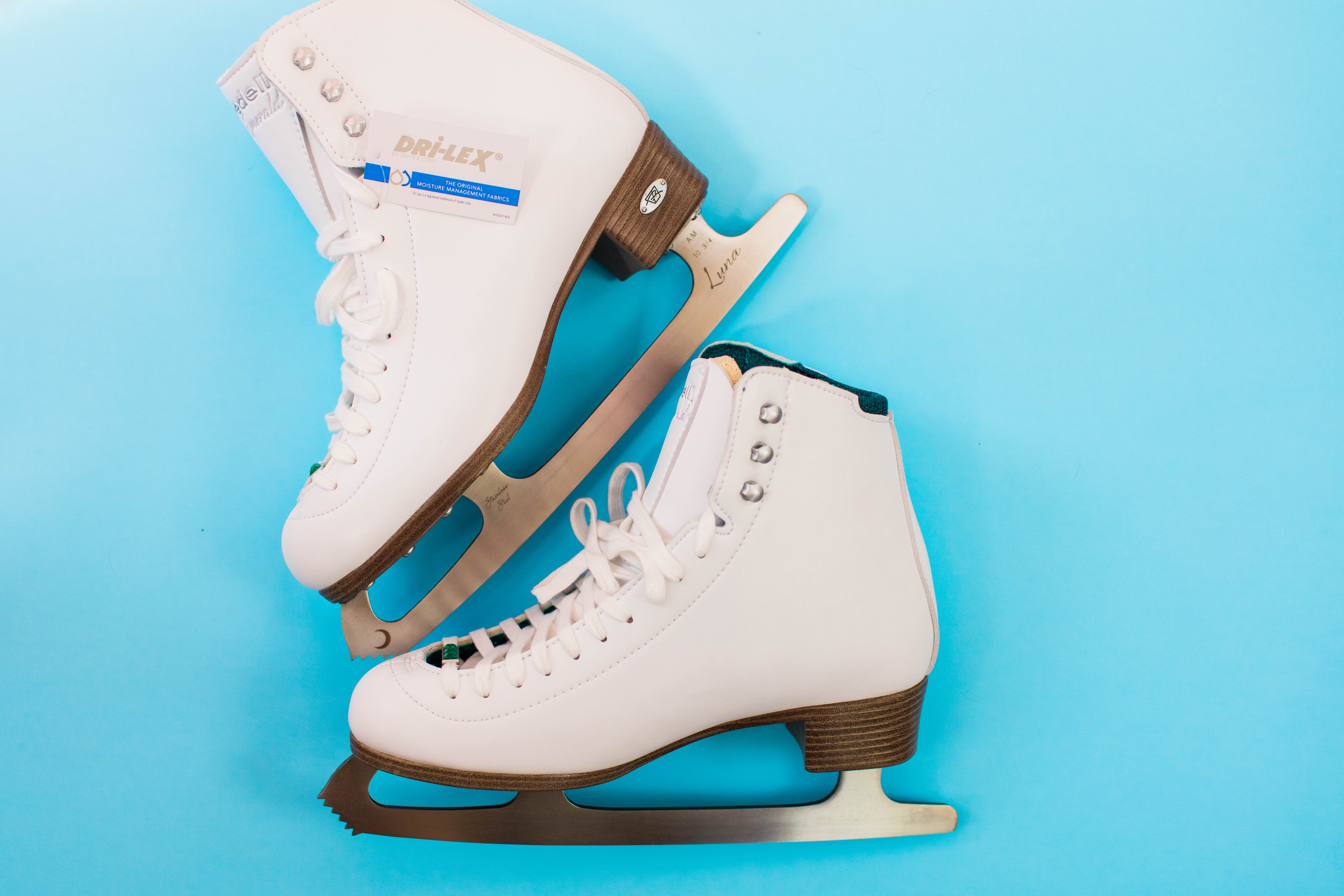 ice-skates-faisonanne-3020