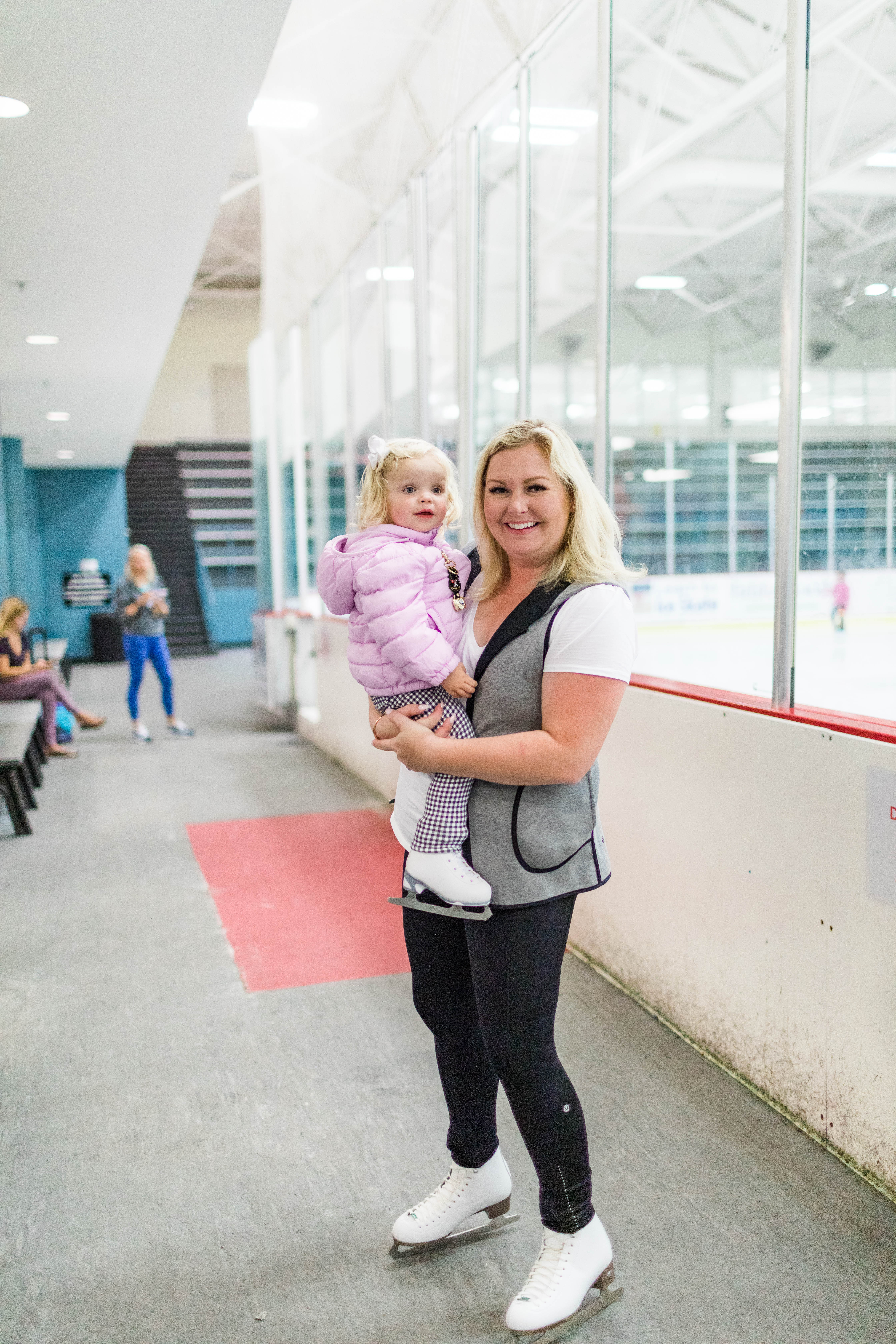 Eloise's first skate 10-03-19-3043