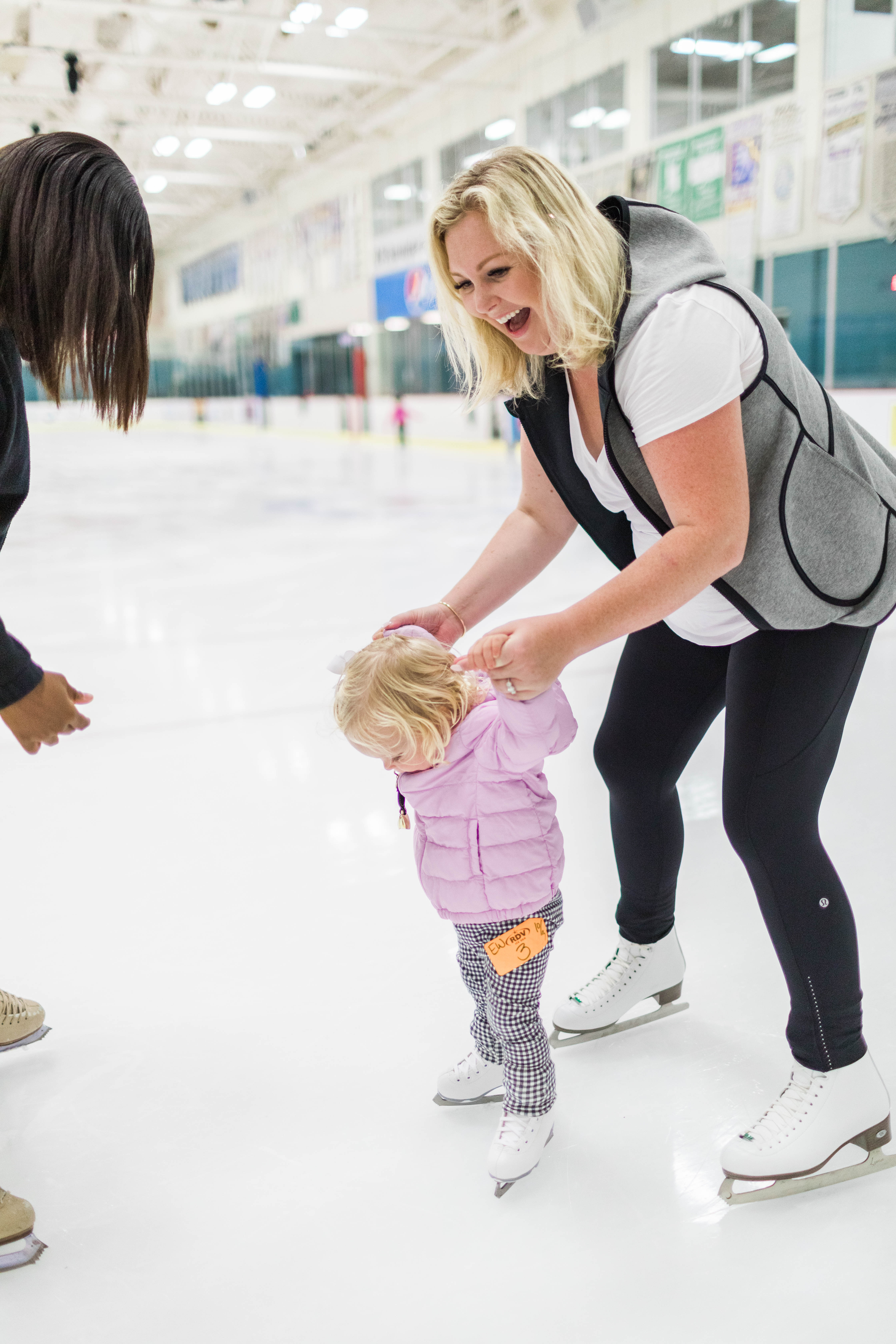 Eloise's first skate 10-03-19-3051